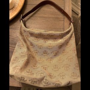 Dooney & Bourke